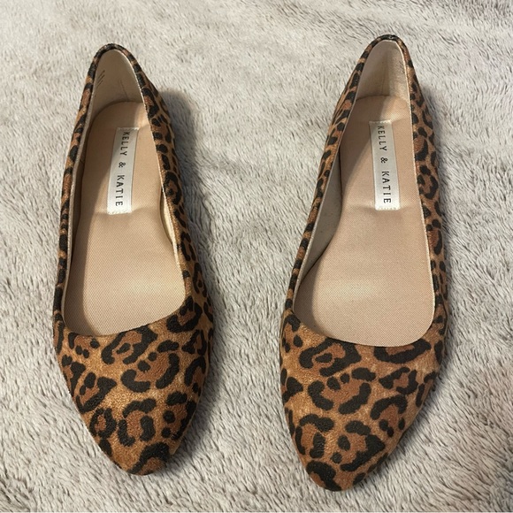 Kelly & Katie Leopard Print Ballet Flats - Picture 6 of 6